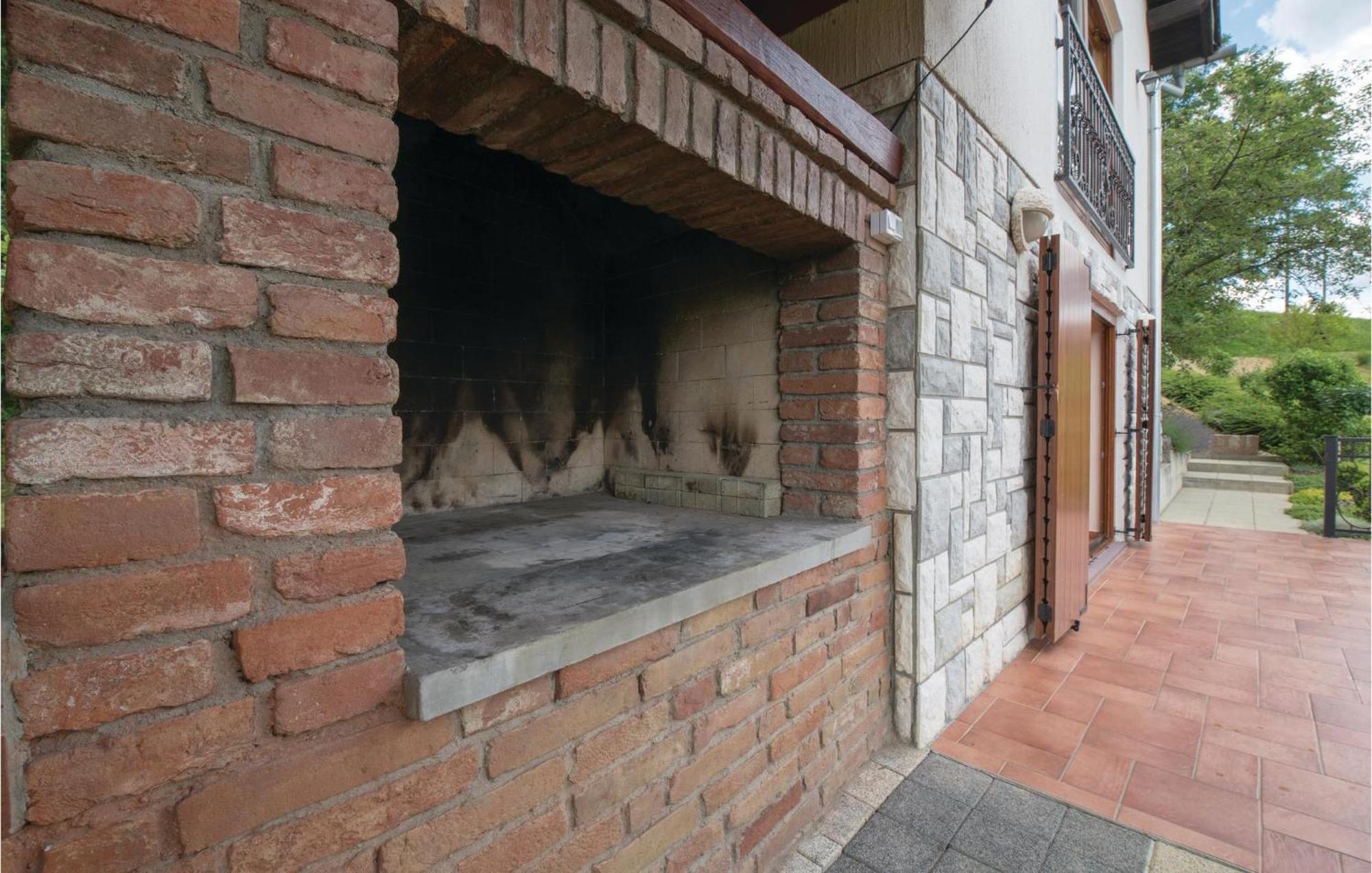 Beautiful Home In Sv,Martin Na Muri With Jacuzzi Sveti Martin Na Muri Exterior foto